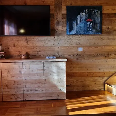 Casa Margherita D'hotes & Шаллан-Сент-Ансельм