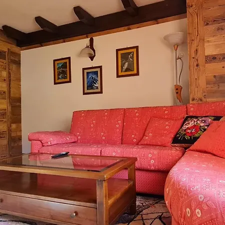 Casa Margherita D'hotes & Шаллан-Сент-Ансельм