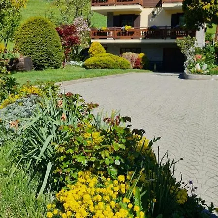 Casa Margherita D'hotes & Challand-Saint-Anselme