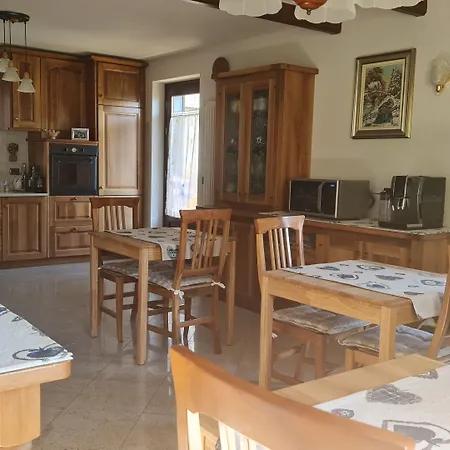 Casa Margherita D'hotes & 찰란드 센 안젤메