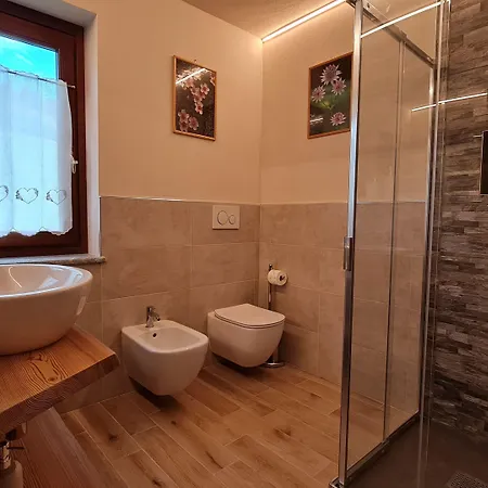 Casa Margherita D'hotes & Шаллан-Сент-Ансельм