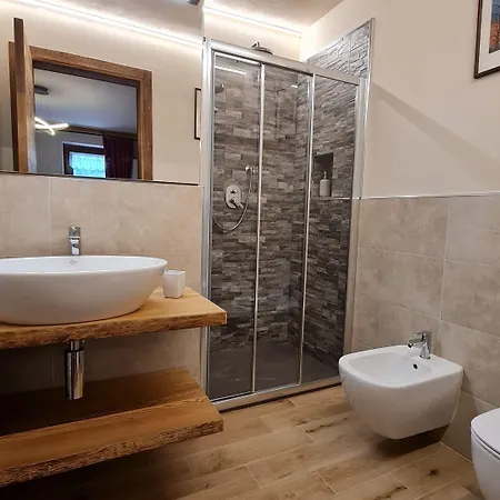 Casa Margherita D'hotes & Гостевой дом Шаллан-Сент-Ансельм