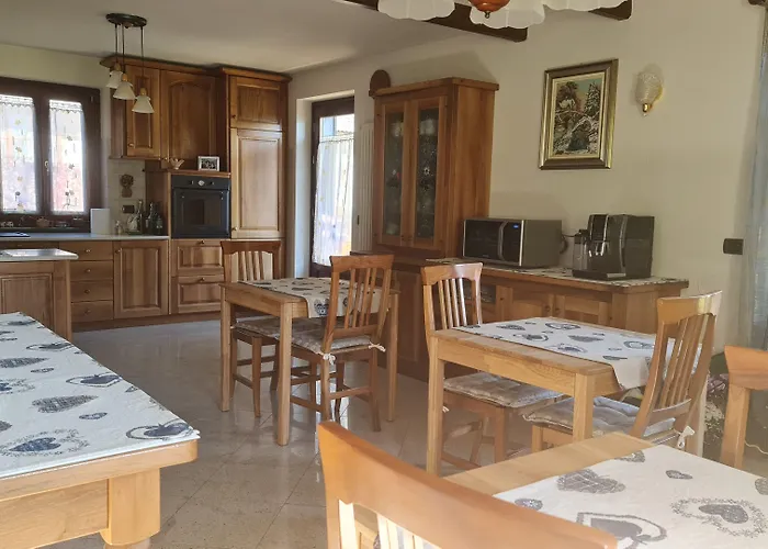 Casa Margherita D'hotes & Challand-Saint-Anselme